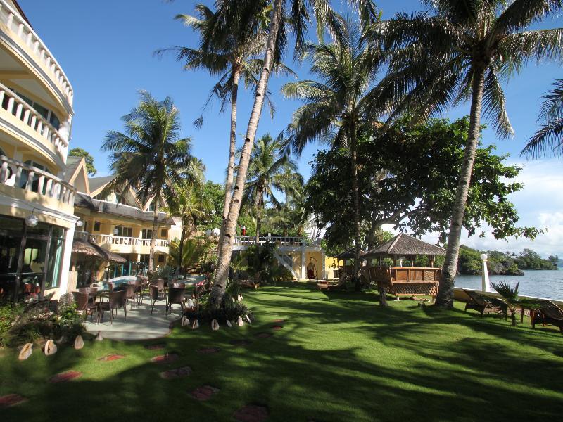 Paradise Bay - & Watersport Resort 3*