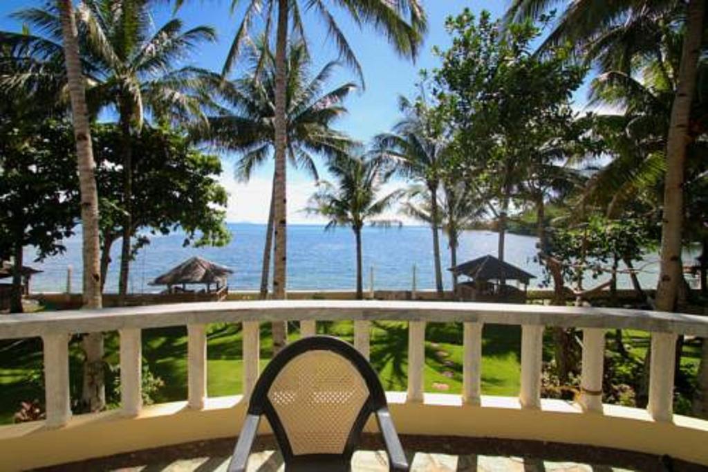 Paradise Bay - & Watersport